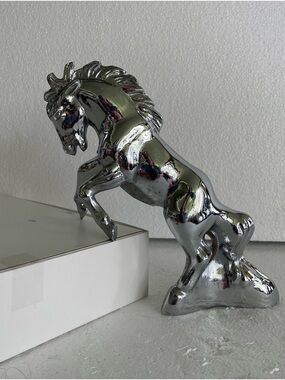 Retro VTG fighting Bronco Mustang Chrome Hood Ornament Horse Stallion 7”